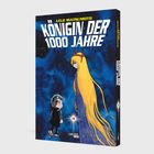 Titel: "Königin der 1000 Jahre". Eine Figur mit langen blonden Haaren steht vor einem Kind in Uniform.