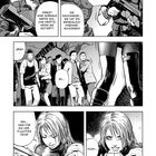Manga-Illustration mit bewaffneten Figuren, panischen Menschen und einer Frau mit mechanischem Arm, teils hektische Dialoge.