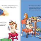 Links schläft ein Einhorn mit Glitzerstein. Ein Einhorn mit Krone putzt ungern Zähne. Rechts ein Einhorn mit Kette sucht Essen.