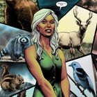 Text: „Erkennst du mich?“ Frau mit weißem Haar in grüner Weste, umgeben von Tieren wie Bär, Lachs, Hirsch, Waschbär.