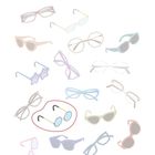 Text "Lösung:" oben. Verschiedene Brillenillustrationen. Eine kreisförmig umrandet, goldener Rahmen und runde, blaue Gläser.