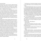 Seiten 9 und 10 eines Buches. Text beginnt mit "Fürchte die Nacht." und beschreibt eine unheimliche, dunkle Szene.