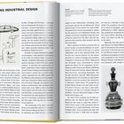 "INVENTING INDUSTRIAL DESIGN"  
Linke Seite: Text über Designgeschichte, Skizzen eines Autos und anderer Entwürfe.  
Rechte Seite: Text und Bild eines Glaskruges mit Glas.

