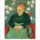 Februar. Gemälde einer sitzenden Frau mit rotem Haar, grünem Kleid, vor einem blumigen Hintergrund.