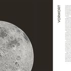 VORWORT

Text über den Mond: Entstehung, Kultur, Astronomie. 

ADRIAN WEST  
ASTRONOM, MODERATOR  
SOCIAL-MEDIA-INFLUENCER UND AUTOR

Links Mondoberfläche.