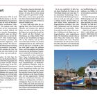 "Die Hiddenseer Fischer fangen täglich frischen Kutterfisch."  
Zwei Boote im Hafen, ein weißes Gebäude mit "Fischhalle".