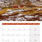 Kalender für Februar 2027. Bild zeigt Reetdachhäuser in schneebedeckter Landschaft, im Hintergrund das Meer.