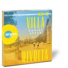 "VILLA RIVOLTA, DANIEL SPECK, 2 MP3-CDs AUTORENLESUNG" steht in Gelb. Zwei Kinder laufen fröhlich nebeneinander.