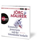 "JÖRG MAURER", "Kommissar Jennerwein und der tintendunkle Verdacht", ein aufgeklapptes Buch mit ausschüttender Tasse.