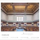 "FEBRUAR: Ach, wie gut ist es doch, unter lesenden Menschen zu sein. Warum sind sie nicht immer so? Rainer Maria Rilke."

Großer Bibliothekssaal mit verziertem Deckengewölbe und Holztischen.