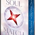 Buchtitel "Soul Match" von Rebecca Danzenbaker, ein roter Stern in einem verzierten Kreis, bläulich-weiße Gestaltung.