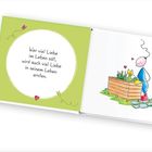 Text: "Wer viel Liebe im Leben sät, wird auch viel Liebe in seinem Leben ernten." Illustration: Figur gießt Pflanzen.