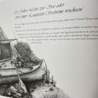 Text: „27 Jahre Liebe zur See oder – wie einer Landratte Seebeine wuchsen“. Illustration eines Zelts neben einem Kanu.
