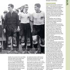 Deutschland – Ungarn 3:2 | Finale in Bern | Sonntag, 4. Juli, 17 Uhr. WM 1954 rechts senkrecht. Schwarz-Weiß-Foto von Fußballspielern.