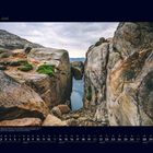 06 Juni. Kalender mit einem Bild von Kjeragbolten, einem Felsen, der zwischen zwei Klippen über einem Fjord eingeklemmt ist.