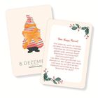 Der Text nennt "8. DEZEMBER" und "Dein Happy Moment" mit Märchenanregungen. Illustriert mit einem Weihnachtswichtel und Mistelzweigen.