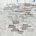 Eine detaillierte Karte der Alpenregion mit Ortsnamen wie Gmund, Achenkirch, Bozen; rote gepunktete Linien markieren Routen.