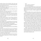 Doppelseite mit den Seitenzahlen 58 und 59 eines Romans. Text beschreibt ein Gespräch und Gedanken eines Charakters.