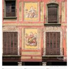 Text: "22. Woche 2027 MAI/JUN". 

Es zeigt ein Gebäude mit Fresken und Balkonen.