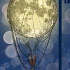 "my NOTES" steht am Rand. Eine Illustration zeigt Personen in einem Ballon, der wie der Mond aussieht, vor blauem Hintergrund.