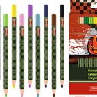 „Buntstifte, Coloured Pencils, Crayons de couleur“; Illustration eines Sportwagens und farbige Bleistifte.