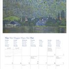 Kalenderseite für Mai mit Wochentagen in verschiedenen Sprachen. Oben ein impressionistisches Gemälde einer Berglandschaft.