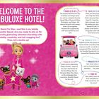 "Welcome to the Fabuluxe Hotel!" Eine Illustration eines Mädchens und Hündchen. Mehrere Absätze mit spielerischen Texten.