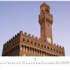Florenz, Palazzo Vecchio. März-Kalenderblatt mit Zahl 3, Uhrturm bei blauem Himmel.