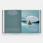 Links: "Danish Pavilion, Shanghai Expo". Rechts: Moderne Architektur mit Wasserbecken und Skulptur.