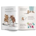 Links steht: »Stimmt«, sagte ich, »ein Mensch!«. Rechts oben steht: Er behauptet, Menschen wären TAUSENDMAL größer... Illustrationen von Mäusen.