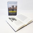 Buchcover: "Ausradiert? Wie die Literatur der DDR verschwand" von Carsten Gansel. Offenes Buch mit Text und Foto.