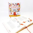 Buchcover mit dem Text „So viele Tage wie das Jahr hat“ von James Krüss. Bunt illustriert mit Blumen und Figuren. Buch liegt offen.