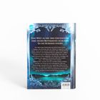 Eine Welt, in der drei Geschwister ihre wahre Bestimmung im blauen Eis des Nordens finden. Fantasy-Landschaft im Hintergrund.