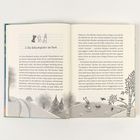 "2. Die Schachspieler im Park" steht oben. Unten eine schwarz-weiße Illustration mit Bäumen und einer Person, die Handstand macht.