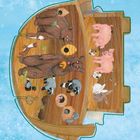 Gekrümmtes Brett mit Bären, Schweinen, Vögeln, Eichhörnchen, Hasen und Waschbären. Illustrative Darstellung.