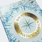 "Die Bibliothek der vergessenen Karten" in goldener Schrift auf einem blauen Kartenausschnitt mit Kompassrose.