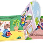 Das kleine Eselchen schnappt sich den Kita-Rucksack. Papa hat sogar seinen Kuschelhasen eingepackt. Mama möchte los.