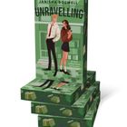 Cover mit Text: "Janisha Boswell, UNRAVELLING. Er ist ihr größter Rivale. Sie ist seine größte Schwäche." Illustration: Mann und Frau.