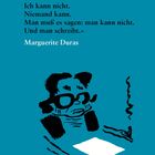 Zitat von Marguerite Duras über das Schreiben. Illustration einer Person mit Brille, Zigarette und Papier.