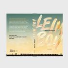 Text: "LEIN BOY", "MARTIN MUSER", "West-Berlin 1987: Junger Mann, große Stadt, nix passiert - dann doch." Hintergrund in sanften Gelb- und Blau-Tönen.