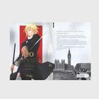 Text: "Was kann ich tun mit dem Leben, das mir geschenkt wurde... ? Moriarty the Patriot 20." Illustration: Ein blondhaariger Mann mit Degen. Im Hintergrund schwarz-weißes London mit Big Ben.
