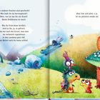 Links ein gedichtartiger Text über Drachen. Rechts bunte, skurrile Drachen mit großen Augen und farbenfrohen Details.