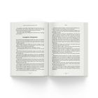 Seiten 37 und 38 eines Buches, Kapitel 1, Überschrift: "Samstagliches Schlangestehen". Text über familiäre Gespräche.