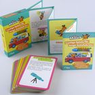 "Die Maus: Lustige Spiele für lange Autofahrten." Kartenset mit bunten Karten, eine zeigt ein Teleskop. Box mit Zeichnung.