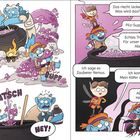 Links kocht ein Troll Pilz-Suppe in einem Kessel. Rechts sprechen zwei Figuren über die Suppe und ein Fest.