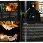 Textauszüge über Filmgenres, Szenenbilder von "The Matrix", "Terminator", "Batman", "V for Vendetta". Noir-Einflüsse erklärt.