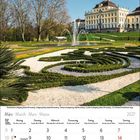 Kalenderseite März 2027 zeigt einen Schlossgarten mit Brunnen. Großes Gebäude im Hintergrund, Bäume ohne Laub.