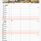 Oben im Kalender schreit ein Bär im Fenster: "Heinz! Schlüssel! Einkaufszettel!...". Ein anderer Bär denkt: "Die Stimme kommt mir total bekannt vor!".
