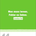 "Man muss lernen, Fehler zu lieben." – Jonathan Tah. Datum unten: 14. September, Dienstag. Hintergrund in Grün.