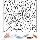 Zahlenmuster 1-9 auf geschwungenen Formen, Buntstifte sind nummeriert: 1, 9, 3, 7, 5. Eine Maus ist daneben.